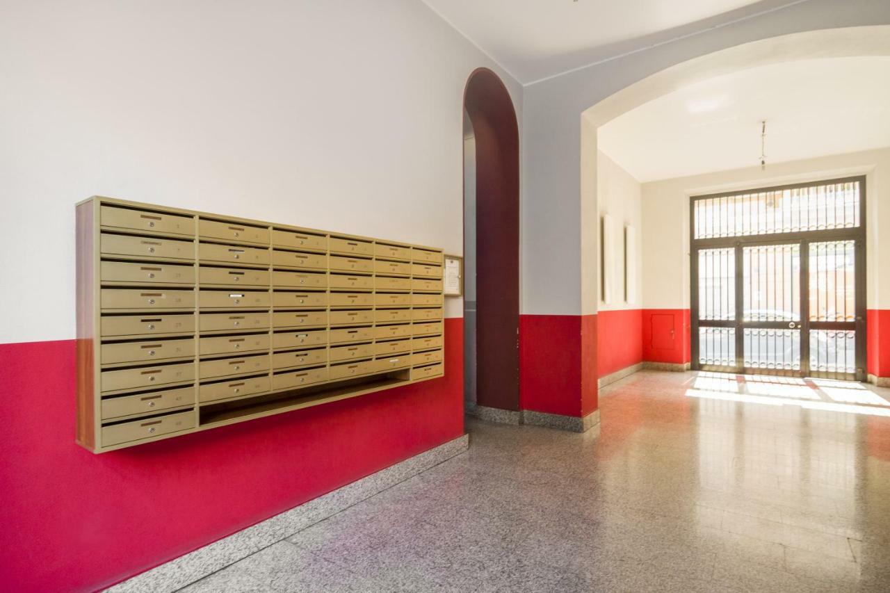 Primopiano - Melzo A Apartment Milan Luaran gambar